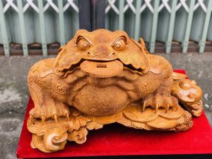 Thiềm Thừ Phong Thủy: 5 Cách Khai Quang Và Bài Trí Hút Tài Lộc 2026