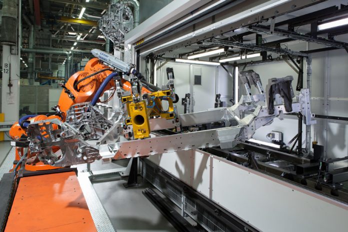 Top 10 nhà máy lắp đặt nhôm kính chuyên nghiệp uy tín nhất 2025