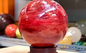 Quả Cầu Phong Thủy: 5 Cách Chọn Và Bài Trí Hút Vượng Khí 2026