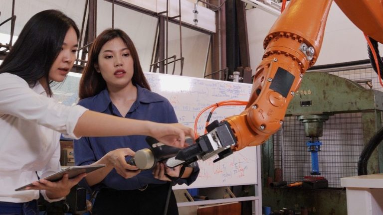 Phụ nữ trong các ngành Stem và hành trình bứt phá